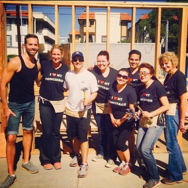 BWKalindra's tweet photo. Loving our Day of Service with @thelaca and @Habitat_org!  #istillhearthehammering #giveback #loveourcommunity http://t.co/JHDGSnrWF3