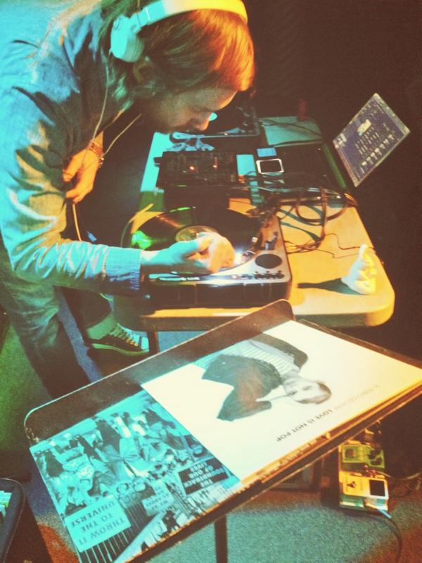 theoceanblue's tweet photo. @djjonasson spinning the #swedes http://t.co/fYhZGhxRpU