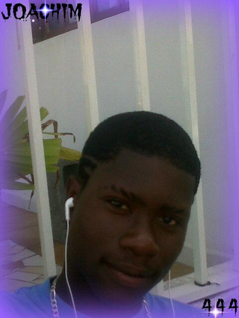 Hilaire's tweet photo. Sa te dit quoi http://t.co/IqOgSDCSWm