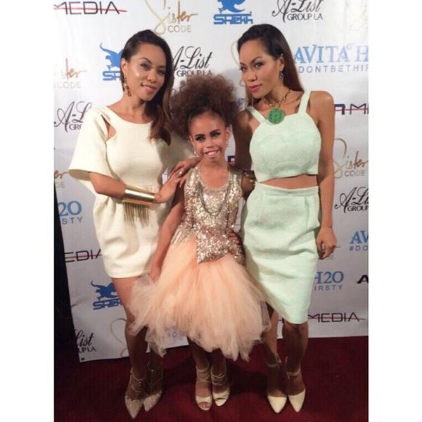 SACHIKATWINS's tweet image. Love meeting this Gorgeous Princess the one and only @asiamonetray 😍💗💞💗😍  ⭐️#childstar @kristieray3 #SISTERCODE
