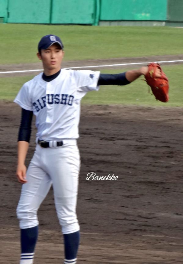 Haluhi 愛知高校野球 中学野球 V Tvittere 第67回秋季東海大会 準決勝 四日市市営霞ヶ浦第1野球場 2表終了 いなべ総合00 0 県岐阜商 0 0 県岐阜商 高橋純平 投手 2年 2回表にストレートが場内表示で 150km H を計測 Http T Co X3pee7nsrd