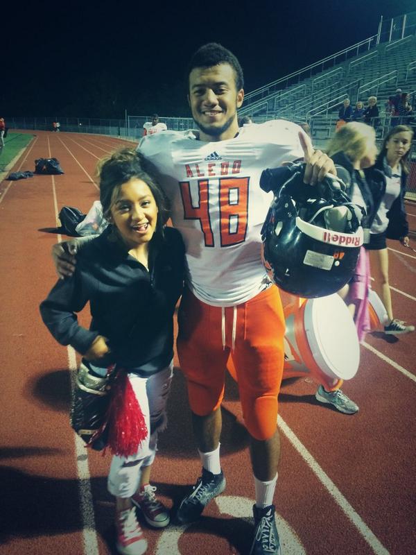 BayB_Bree's tweet photo. Good game homie 😜 http://t.co/bSBa07zwEF