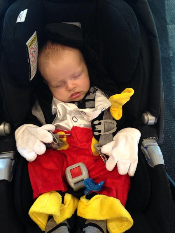 LizzDev's tweet photo. Ella cried when we left Twitter today- said she didn't want to leave work #TrainingHerYoung #SugarHigh http://t.co/7HYBQNYWnO