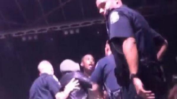foxcarolinanews's tweet photo. Rapper @chiddybang escorted off stage at #Clemson concert 

Watch: http://t.co/6v6b5GFzku http://t.co/cFiegXK14y