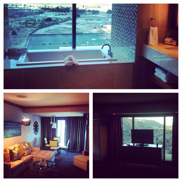 CHIVEonCA's tweet photo. Just checked into my awesome suite @HarrahsSoCal for #WeekendAtHarrahs  this room is beautiful #BTOB #KCCO #ChiveOn http://t.co/E7S50orPr2