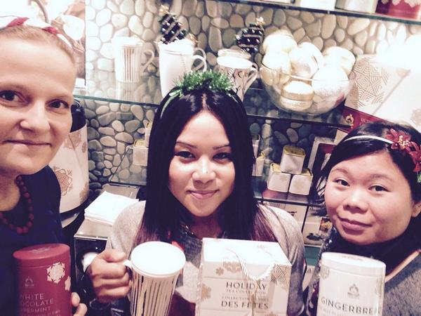 LadyGray2006's tweet image. @Lo_Pinay at Fair Oaks!  Lorna, thank you for your leadership- @Teayip2004 @JennaBerthiaume #teavanapartner