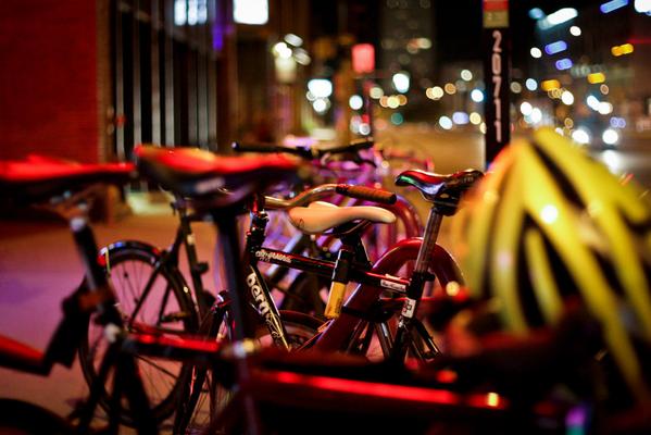QualityBike's tweet photo. Another gem by our very own M. Woker.
#nightsoutlightsout #fallisthebesttimeofyear #soliddude http://t.co/IJHLRm0zID
