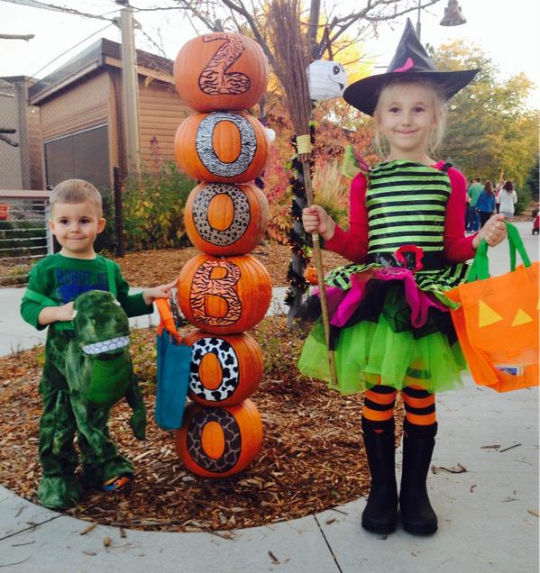Halloween festivities with my favorite littles 😍 #ZOOBOO
