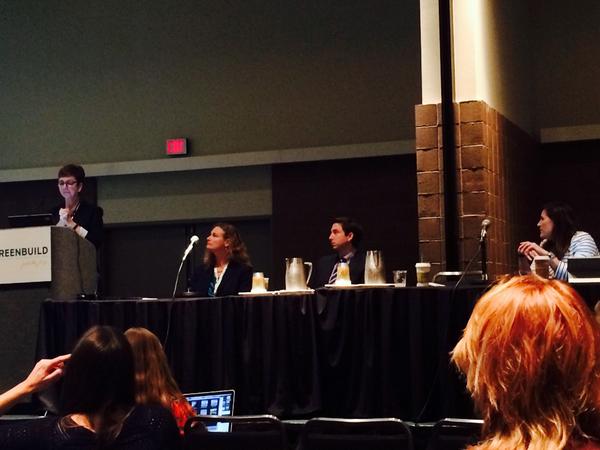 bmolotsky's tweet photo. #greenbuild - A+ panel green leasing - informative &amp; interesting #willteichman #debcloutier #marlathalhimer http://t.co/fSbxYJGuxL