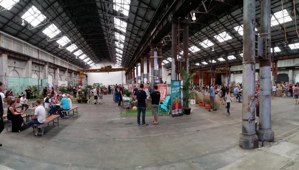 The scene is set and things are kicking of <a href="/SipAndSavourSYD/">Sip & Savour Sydney</a> . Great beer,  food and entertainment at carriageworks.
