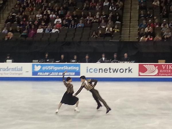 1 этап. Skate America 25-27.10.2014  - Страница 2 B0wQPyTIQAIHz9l