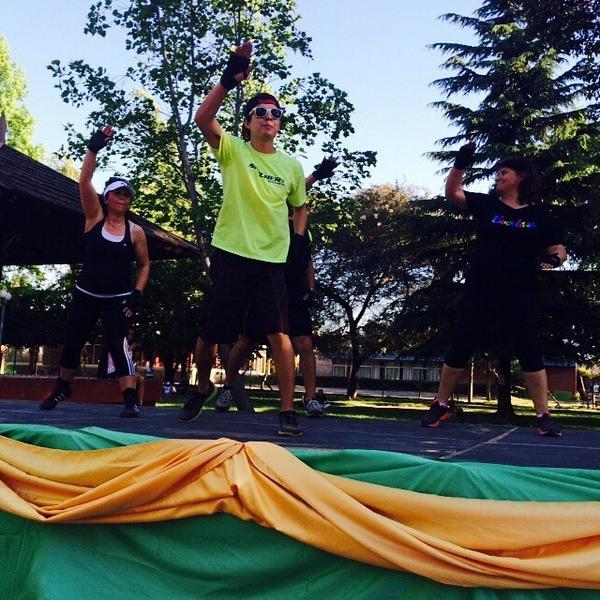 EdrsBrrer's tweet image. Buen eventos con mis colegas profesionales 💃🙌😁 #cardiofun #deportes  #sanbernardo