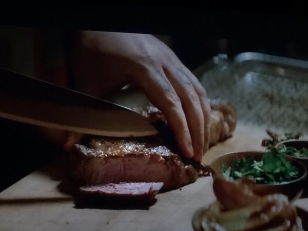 twohotpotatoes's tweet photo. Finally getting around around to watching #ChefMovie Epic #foodporn happening! @Jon_Favreau http://t.co/WwM82dBLlV