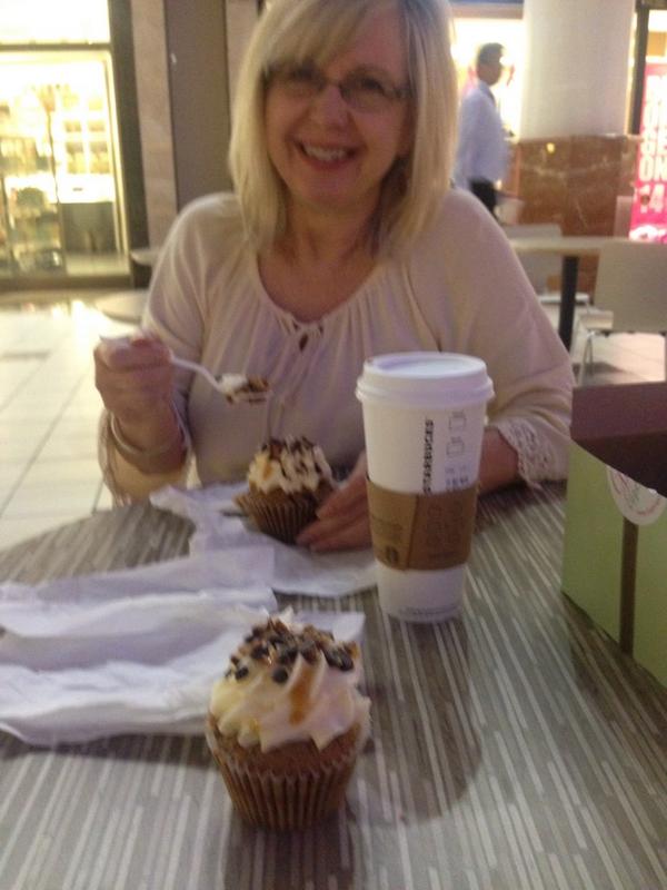 PastorJohnnyGCF's tweet photo. 3 of my favorite things: GiGi cupcakes, Starbucks white chocolate mocha, &amp; Debbie! #coldday http://t.co/7Fi5Vo4Kd6