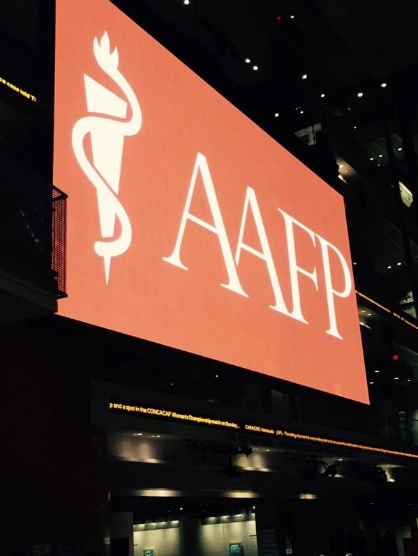 Zimmosaurus's tweet photo. Newseum madness with the #aafp &amp; my #pafp pal @mollytalley #AAFPAssembly #FMRevolution @fammedstudents @PAFPandF http://t.co/WiaIL5Xtpy