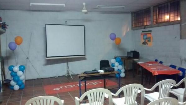CaribeMesh's tweet photo. Tenemos todo listo para la Clausura del Curso de #SoftwareLibre en #Ciudadela2000 en #Cartagena!! #EducaLibre http://t.co/d1BpVagSwH