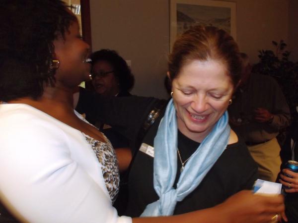 iowablackbiz's tweet photo. More pics from our #dsmtechweek mixer http://t.co/rxmmMDoe17