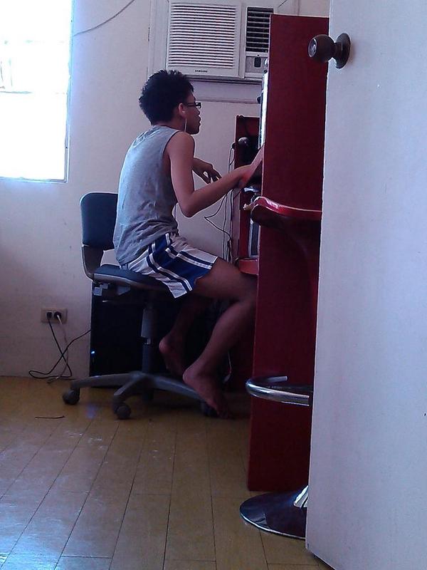 bakurage5SOS's tweet image. *CAPTION THIS! "YEEEEEES!! nakagamit din ako after 1234567 years.." #GamerAlert..