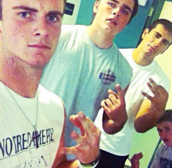 KSass74's tweet photo. Never forget the pterodactyl squad #nftps @willmullen44 @jakedepillo http://t.co/fggqyNGekp