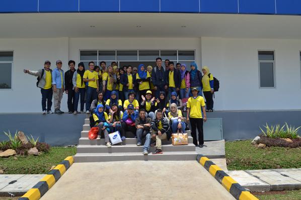 bertha_simbolon's tweet photo. Team PT Kinocare Era Kosmetindo http://t.co/cbrJoN7mGW