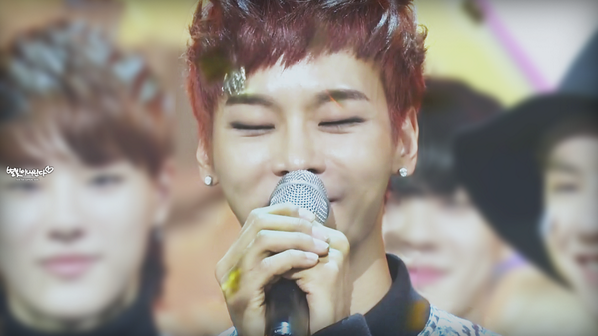 SYARALLALLACOM's tweet photo. 141022쇼챔,141024뮤뱅 1위 축하해요 ♥ 예뻐
#VIXX #ERROR1STWIN #ERROR2NDWIN
고화질 다운 │http://t.co/mg2dOcNYLs http://t.co/18mzblbo9w