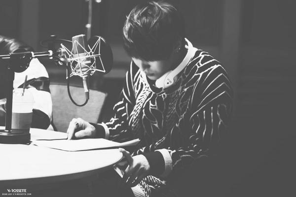 v_rossette524's tweet photo. 141024 빅스 레오 별밤. #ERROR #ERROR2NDWIN #정택운

EYES ON ME. 

http://t.co/isdKyRvTxp http://t.co/d1oENy2rLT