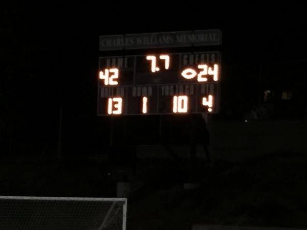 piedmontfb's tweet photo. Piedmont 42, Mt Eden 24 Final http://t.co/tZ6MEYQwQP
