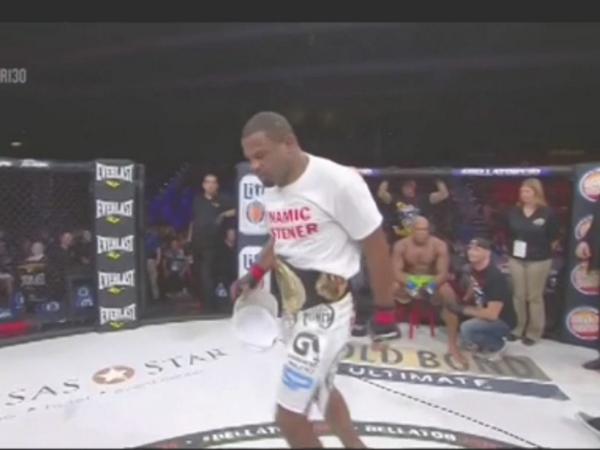 UFCgrounded tweet picture