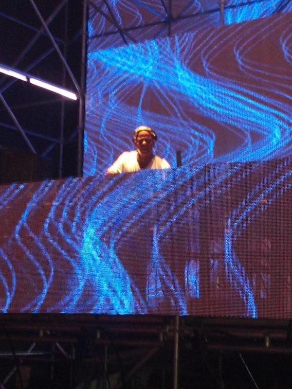EnLaMiraDR's tweet photo. Erick morillo! http://t.co/kZx6fWpfYV