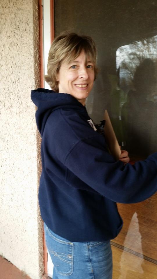 HolleSharon's tweet photo. Democrats are our door knocking to collect absentee ballots. @BruceBraley #IaSen #IBackBruce #IowaPolitics http://t.co/LXfz7hFVtB