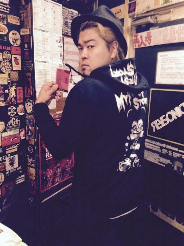 マイファス君パーカーKTRが着るとこんな感じです笑