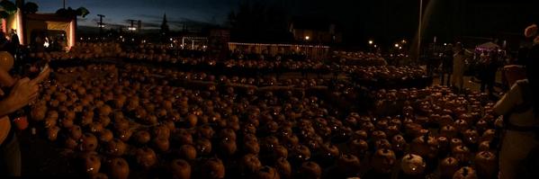 1000Pumpkins's tweet photo. We did it! 1000 jackolanterns!! Thanks to an all day pumpkin carve at Intel, "Night" VI was the best and biggest yet! http://t.co/byvtKL52mE