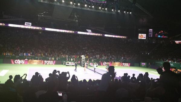 anu_para's tweet photo. Serena vs Caroline!  Let's go! #WTAFinals #WTASingapore #semifinalssaturday http://t.co/ynkzq3z3yF