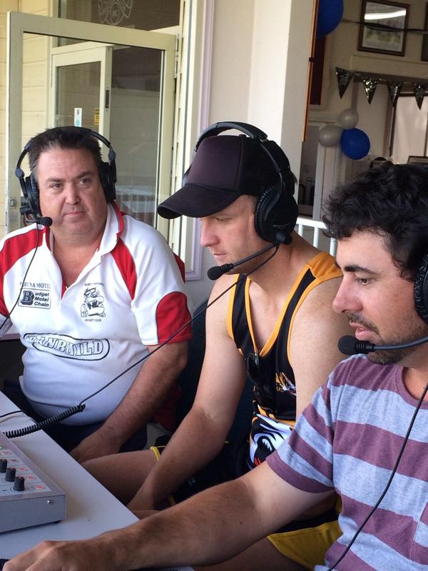 sockit_151's tweet photo. @CameronWhite152 on air with the @SHDCACricket boys - what a treat to have him here in Swan Hill #bushbash http://t.co/6qaQdZenp9