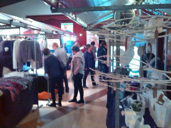 survento50plus's tweet photo. Dag 3 van het super gezellige Survento50plus event. Over een uurtje gaan we weer open. Komt u ook (weer) http://t.co/FnVZL6A5rV