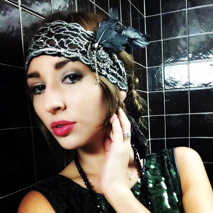 Early Halloween party. http://t.co/aYuDtPJNxN<a href="/tag/poser"class="tags"><span>#poser</span></a>