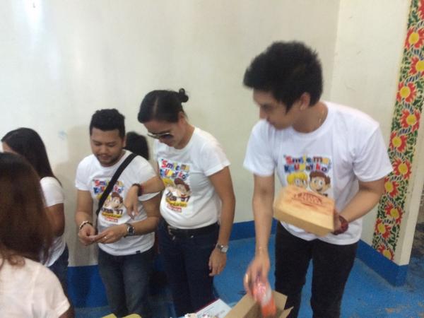 BryanOlano's tweet image. Atm 👌 #feedingprogramforkids