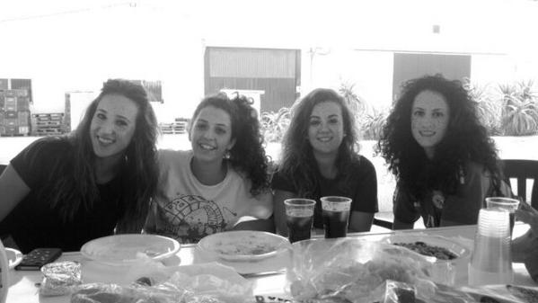 lauespinosa28's tweet photo. BBQ!!! @BegooWenLopezLo @shylalop @PatryMoyG http://t.co/9CPrOiwfC4