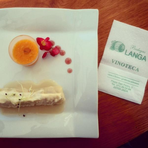 Canelón de pato con verduritas... delicioso! #enlangadetapas.
Este finde tapas, en Jaca :)