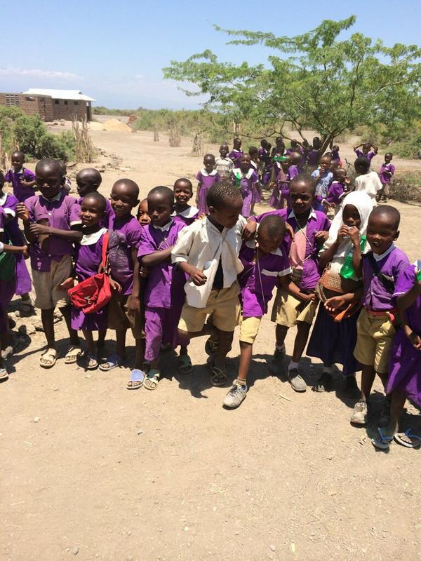 nigelmoorept's tweet photo. Helping the kids !!! So they will not have to depend on us forever @KiliProject1 http://t.co/0BGrK4aQF0