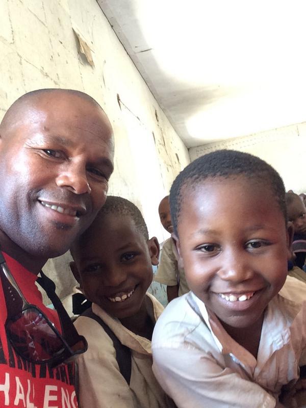 nigelmoorept's tweet photo. Helping the kids !!! So they will not have to depend on us forever @KiliProject1 http://t.co/0BGrK4aQF0