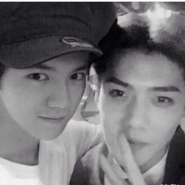 cyxl_'s tweet photo. Fandom deserve awards http://t.co/PLziutCZRm