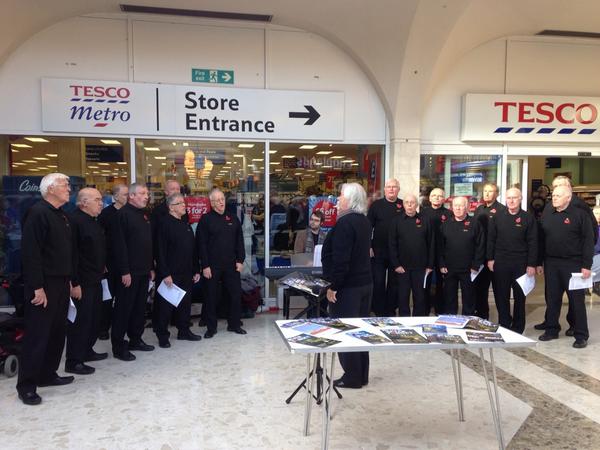 sazzylomas's tweet photo. Tideswell male voice choir sounding good in Chesterfield this morning! http://t.co/4Zym5MAPQ8