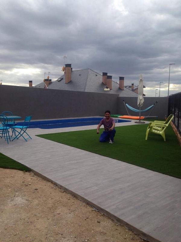 cleaningandgard's tweet image. buenos dias
 nuestros trabajos de  esta semana en collado villalba...se realizo la piscina,solado y cesped artificial