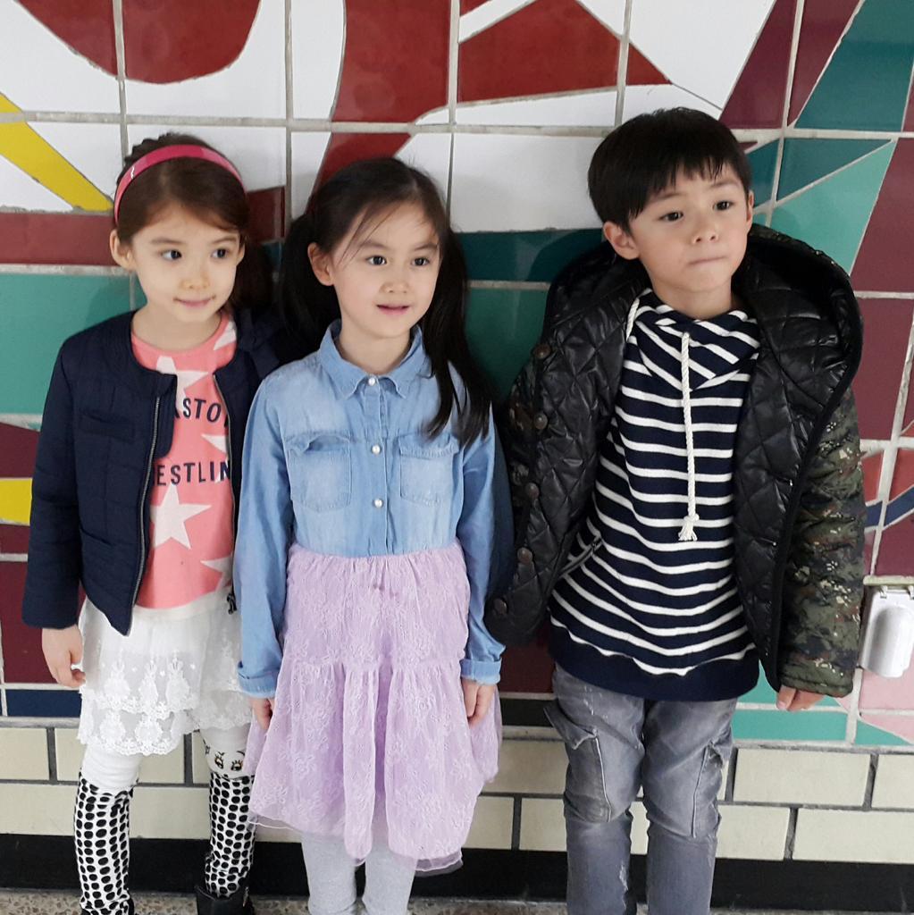 B0ya39cCEAApdjf.jpg:large