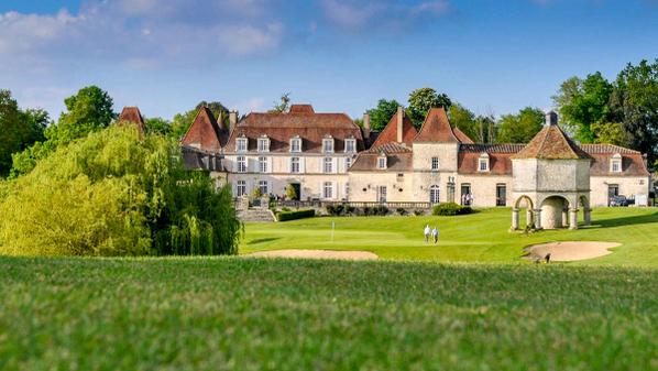 RT @CastlesOfFrance: Le château des Vigiers, Dordogne 

NAUSÉABOND