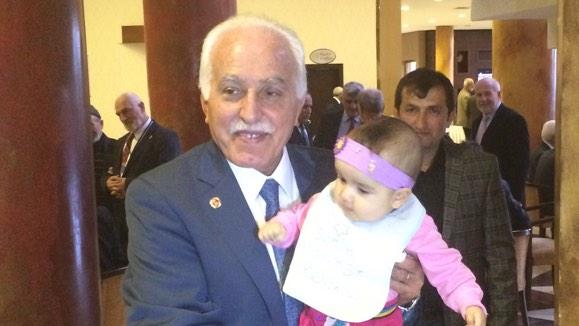 RefahPartisi1's tweet photo. Biz seçimler için değil gelecek nesiller için çalışıyoruz. 
Prof.Dr. N.Erbakan http://t.co/SMvvttx6HZ