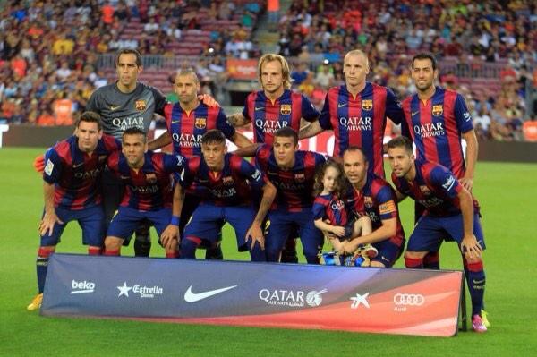 ActuFoot_'s tweet photo. RT si vous serez pour le Barça ce soir ! #Clasico http://t.co/tmaqIz6W4F
