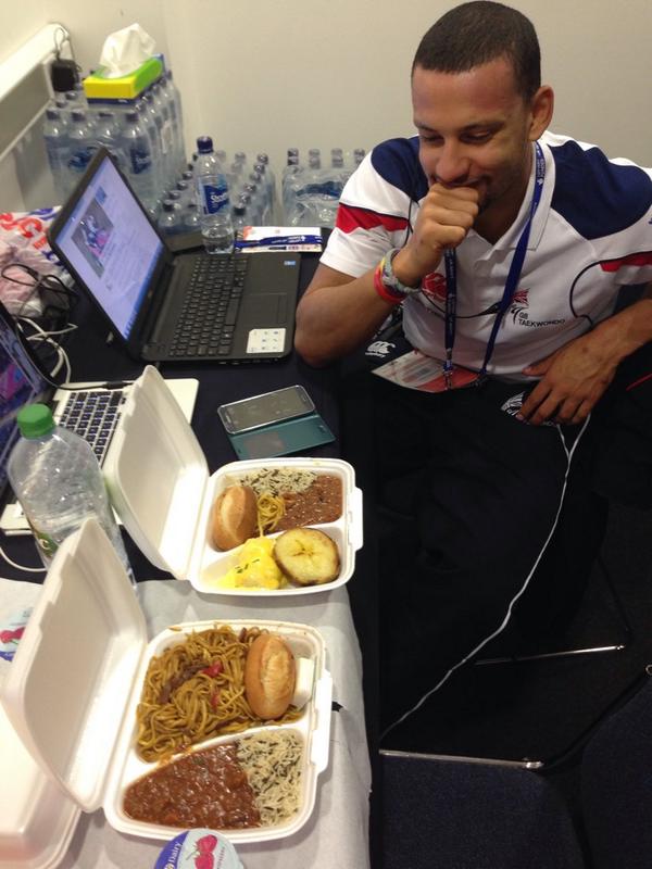 @rjapsych: Decision making under pressure by <a href="/ADPizz/">Angie Pizzeck</a> at the Manchester #taekwondoGP