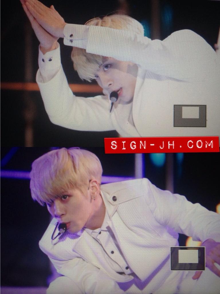 141025 Jonghyun @ DDP Festival  B0yz2RNCAAAGe5G